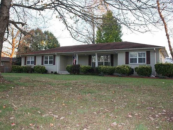 2nd image of 835 Indian Mound Dr
