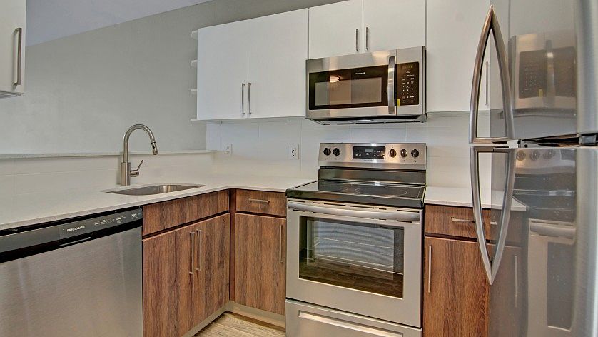 1st image of 5819 NE Glisan St #317
