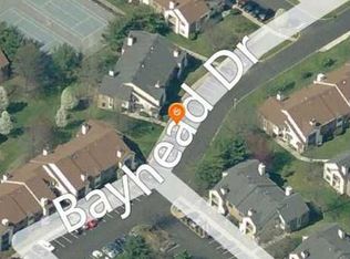 2015 Bayhead Dr, Parlin, NJ 08859