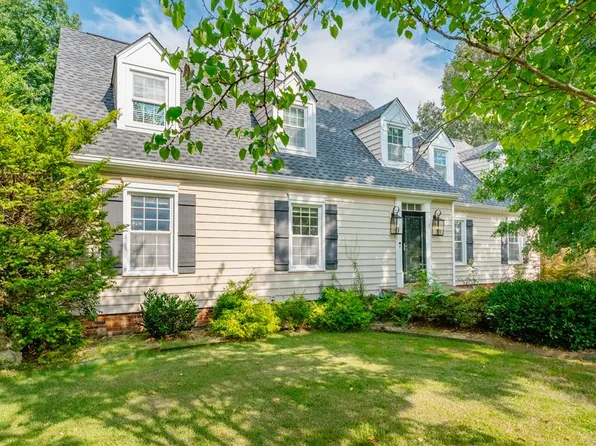 2327 Saint Malo St, Madisonville, KY 42431