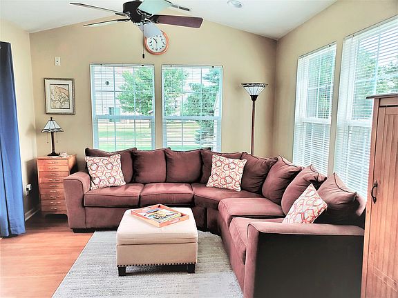 5th image of 10724 Caval Cade Ct