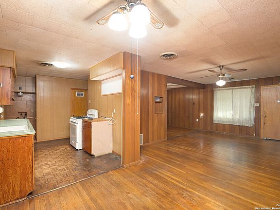 5th image of 219 Serna Park