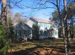 2402 Shallowford Ln, Chapel Hill, NC 27517