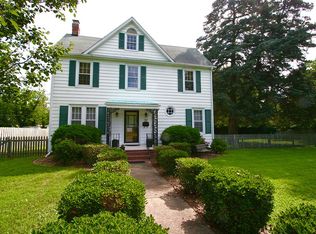 50 Locust Ave, Hampton, VA 23661