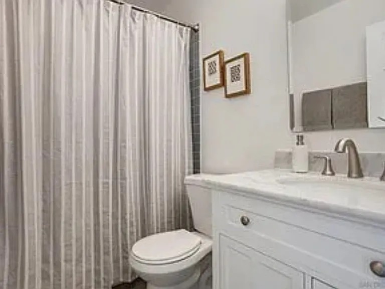 10559 Westonhill Dr — Photo 9