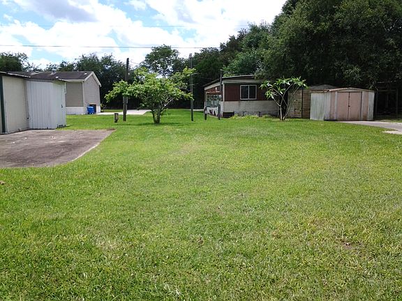 2nd image of 24 Resaca Del Sol Dr S