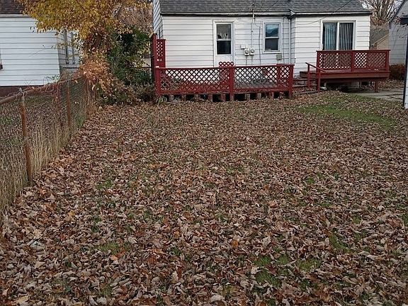 5th image of 21520 Lakeview St