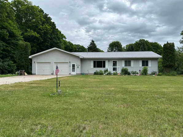26795 S Raber Rd, Goetzville, MI 49736