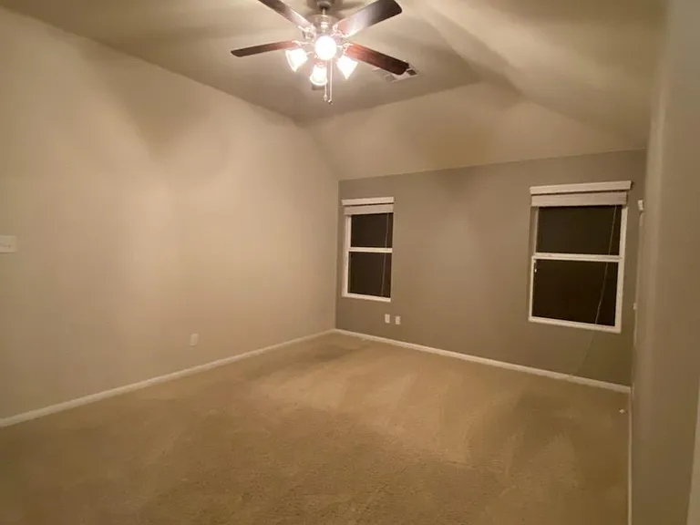 5303 Espuela Ln — Photo 5