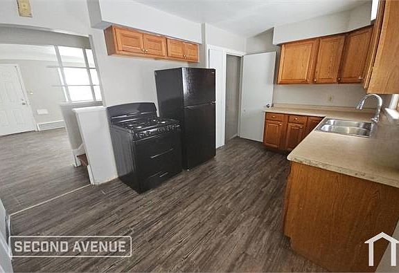 5th image of 3990 Jo Ann Dr
