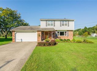 9836 Island Rd, Grafton, OH 44044