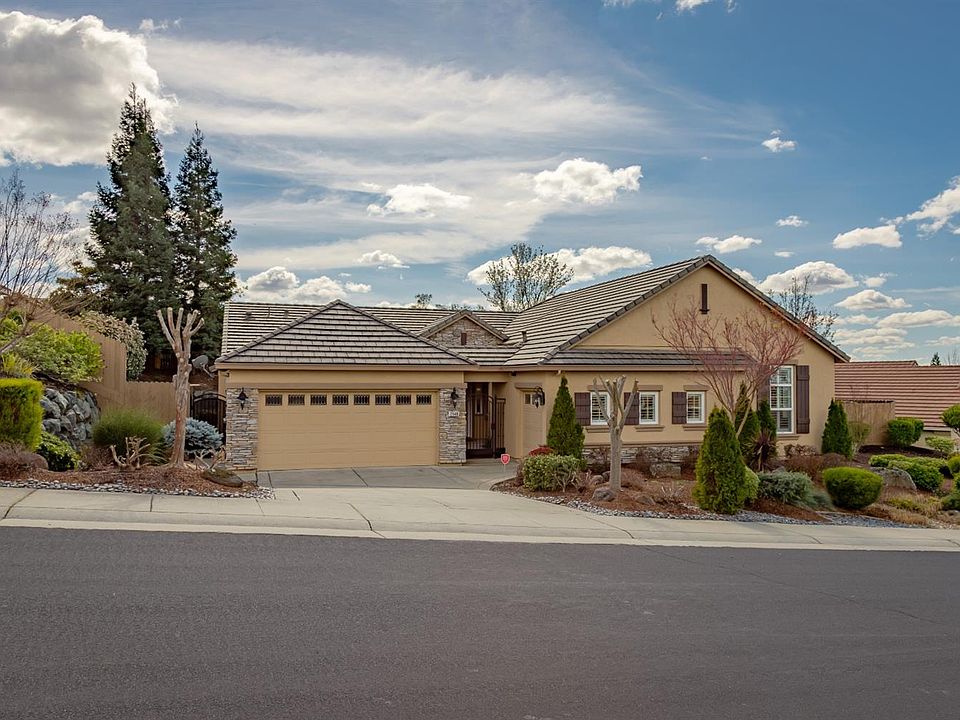 1st image of 2948 Carradale Dr