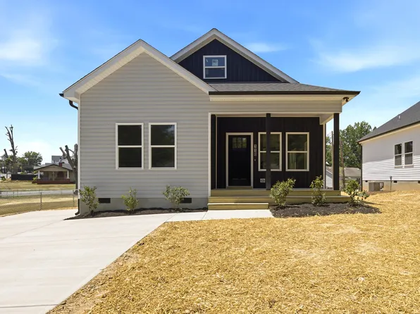 110 S Ireland St, Burlington, NC 27217