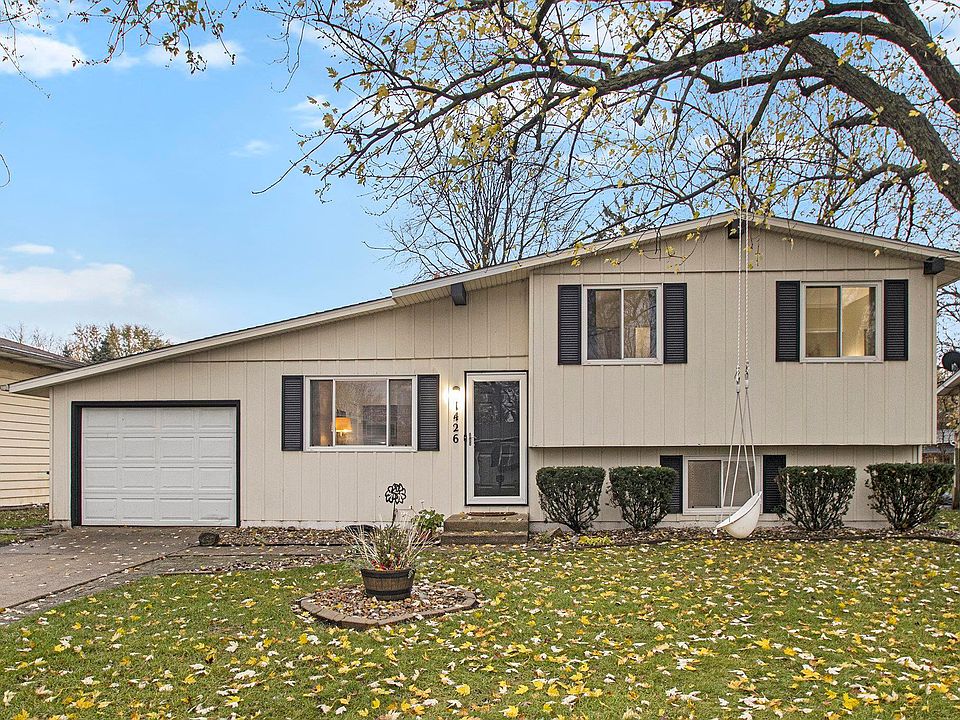 1426 Quincy Dr, Mishawaka, IN 46544 | MLS #202445053 | Zillow