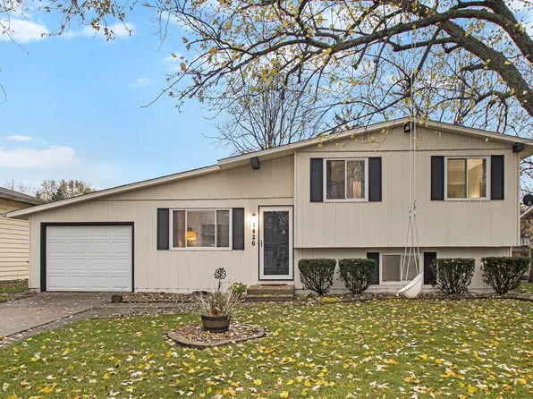 1426 Quincy Dr, Mishawaka, IN 46544