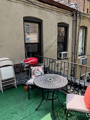 Rented by Performing Assets Corp | media 19