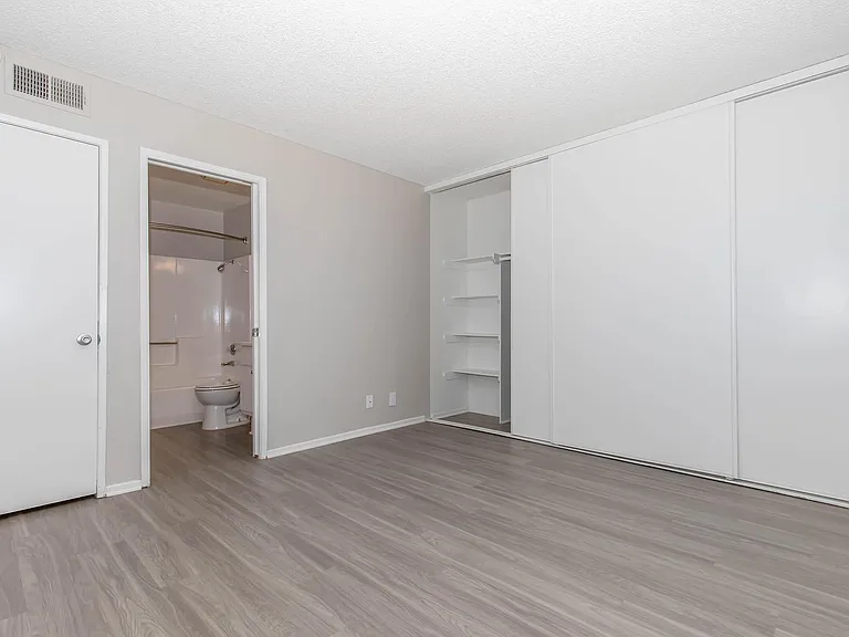 Sienna Heights — Photo 30