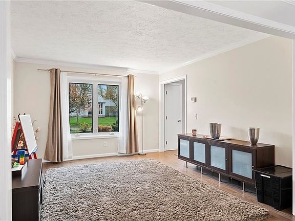 5th image of 6229 Tourelle Dr