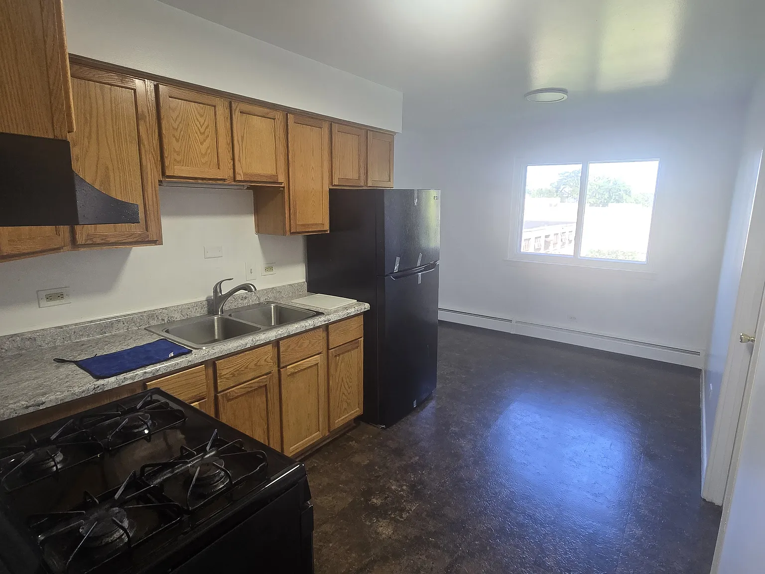 2 bed, 900 sqft, $1,625 — Photo 2