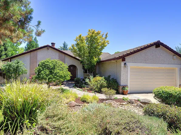120 Canyon Rim Dr, Folsom, CA 95630
