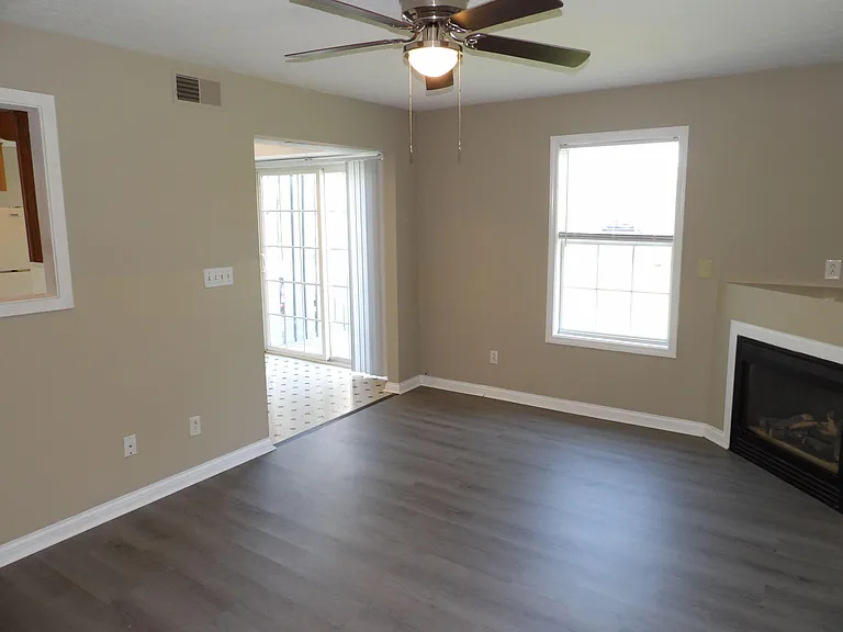 312 Bypass Plaza Dr — Photo 11
