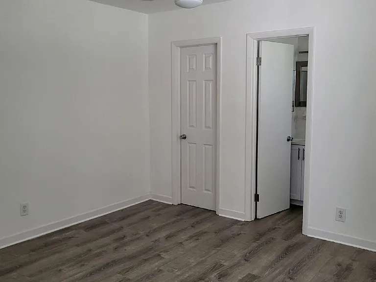 816 SW 14th Ave — Photo 5