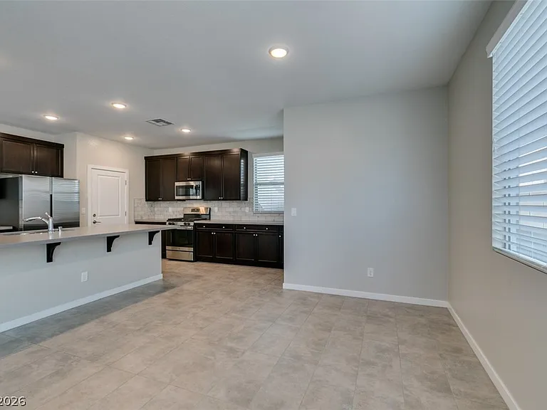 520 Founders Creek Ave — Photo 18