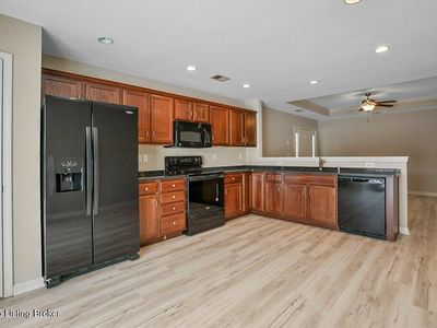 6503 Renate Rd, Louisville, KY, 40291