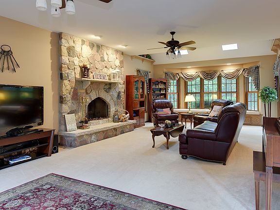 4th image of 4634 N Lake Club Cir