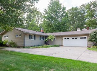 29501 Osborn Rd, Bay Village, OH 44140