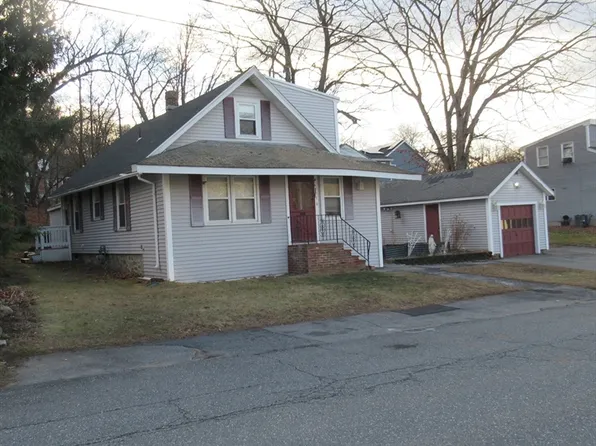 258 Dracut St, Dracut, MA 01826