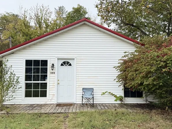 306 S Woodland St, Manchester, TN 37355