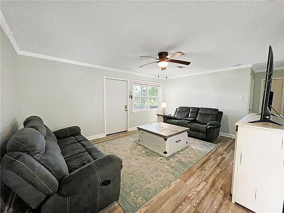 4th image of 6640 Highway 3059