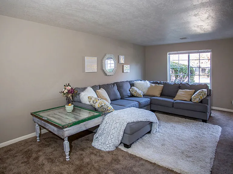 Eagle Landing Apartment Homes — Photo 24