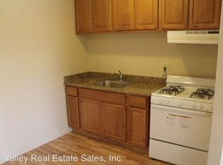 557 Merced St APT 10, Newman, CA 95360