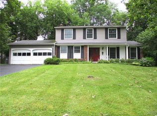 4612 Brookhill Dr S, Manlius, NY 13104