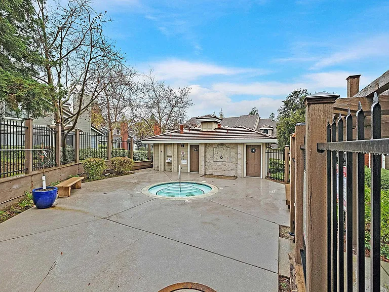 Yerba Hills Ct — Photo 25
