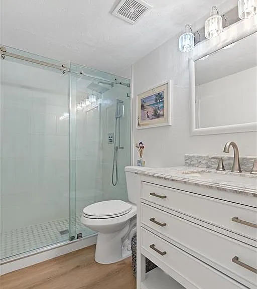 1400 Blue Point Ave #104 — Photo 23