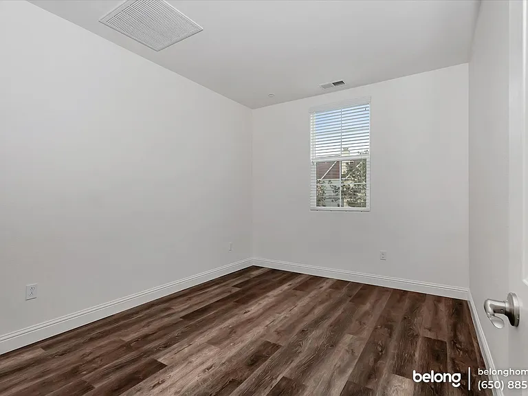 5832 Crespi Way — Photo 17