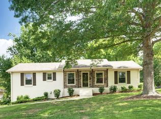 7418 Bridle Dr, Nashville, TN 37221