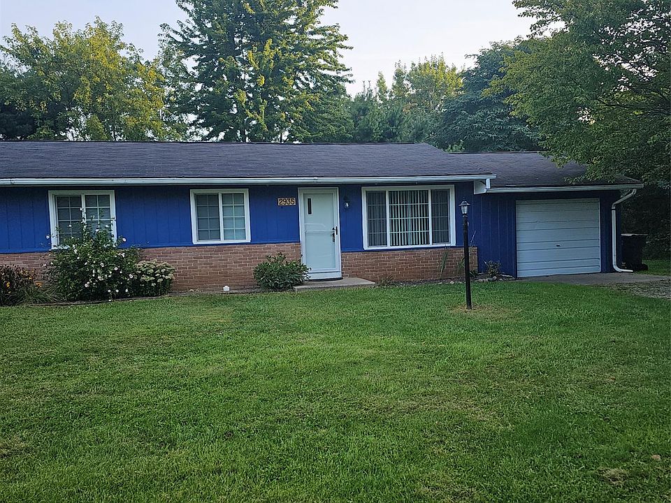 1st image of 2931/2935 Spring Hill Dr