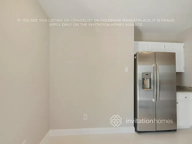 601 Flicker Ct — Photo 7