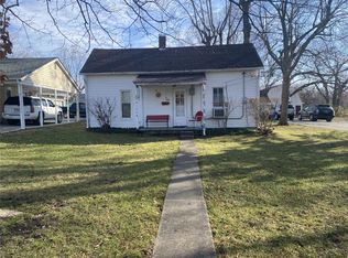 1105 S Lexington St, Harrisonville, MO 64701