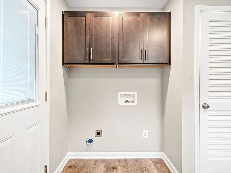 Darlene Dr - 147 — Photo 13