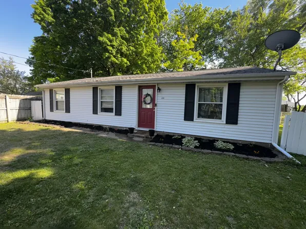 1116 E Kingman Ave, Peoria Heights, IL 61616