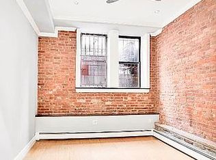 212 E 25th St APT LW, New York, NY 10010