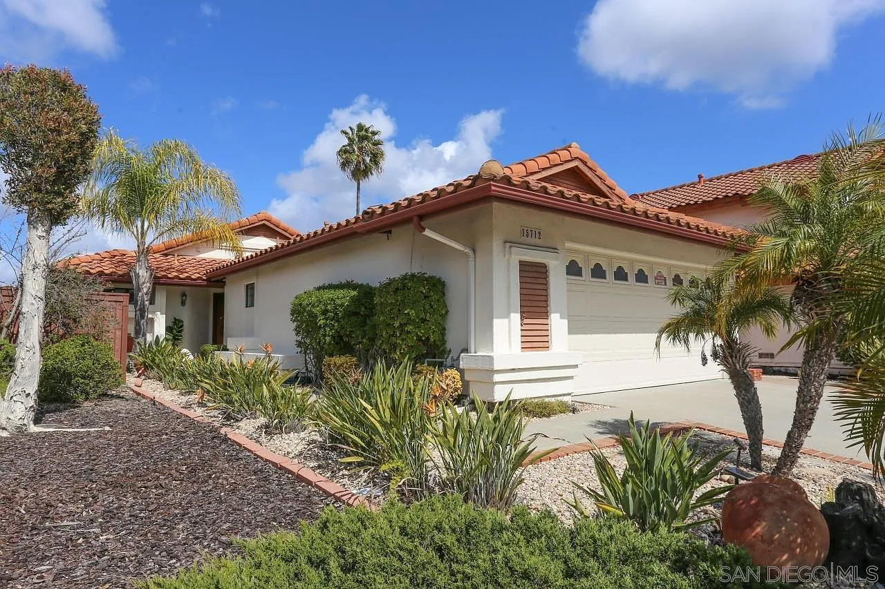 3 bed, 1573 sqft, $4,399 — Photo 1