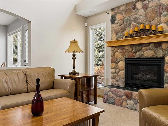 4th image of 113 SW Douglasview Ct SE