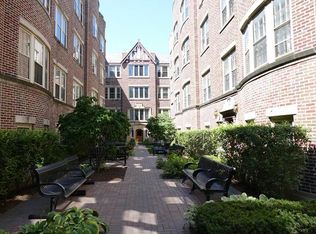 1120 W Washington Blvd #3A, Oak Park, IL 60302