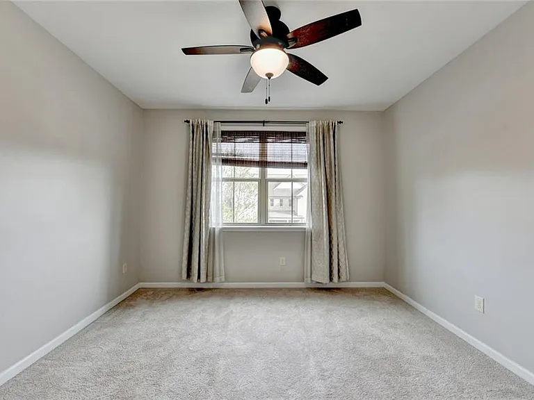 2540 Maple Ridge Ln — Photo 34
